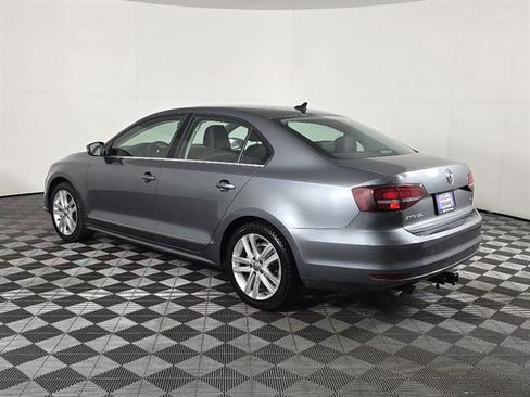Used 2017 Volkswagen Jetta SEL image 7