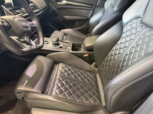 Used 2019 Audi SQ5 Premium Plus w/ Premium Plus Package image 26