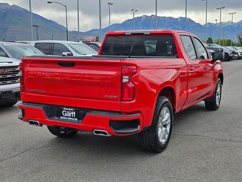Used 2023 Chevrolet Silverado 1500 RST w/ Z71 Off-Road Package AWD/4WD image 3