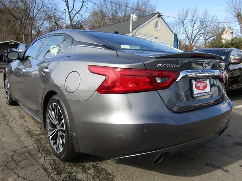 Used 2017 Nissan Maxima Platinum image 5