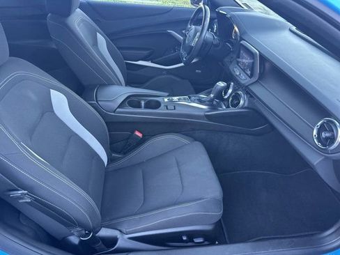 Used 2022 Chevrolet Camaro LT w/ RS Package image 15