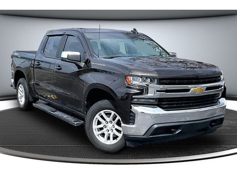 Used 2019 Chevrolet Silverado 1500 LT w/ All-Star Edition image 11