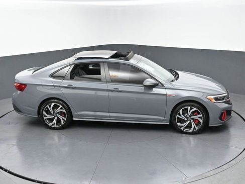 Used 2024 Volkswagen Jetta GLI Autobahn image 47