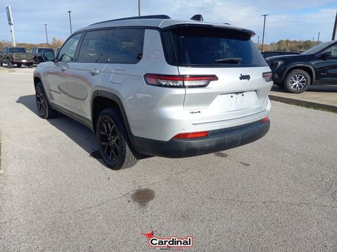 Used 2024 Jeep Grand Cherokee L Laredo image 13