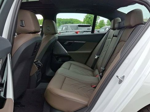 Certified 2026 BMW 530i xDrive w/ M Sport Package image 10