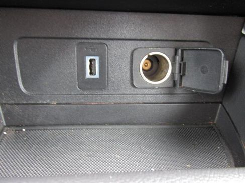 Used 2017 Ford Escape SE image 14