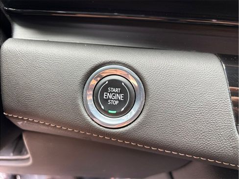 Used 2023 Cadillac Escalade ESV Premium Luxury RWD image 42