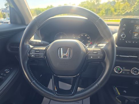 Used 2025 Honda HR-V EX-L image 18