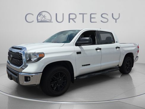 Used 2021 Toyota Tundra SR5 RWD image 1
