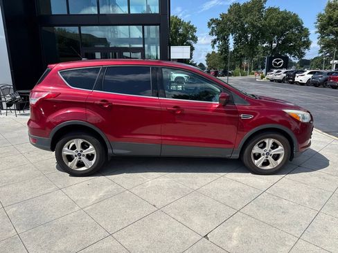 Used 2014 Ford Escape SE FWD image 5