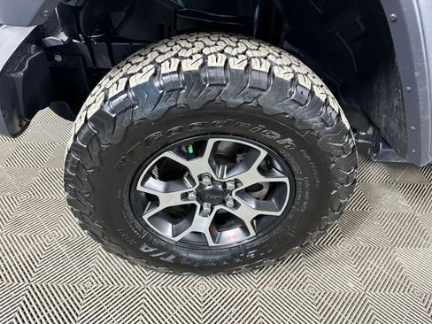 Used 2020 Jeep Wrangler Unlimited Rubicon AWD/4WD image 9