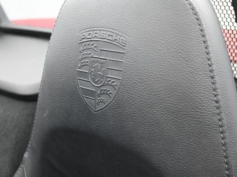 Certified 2024 Porsche 718 Boxster RWD image 18