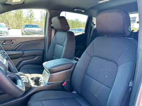 New 2026 GMC Canyon Elevation RWD image 8