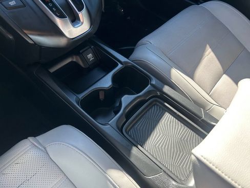 Used 2018 Honda CR-V Touring image 28