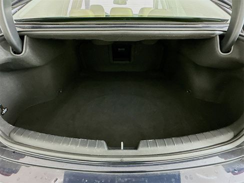 Used 2020 Kia Cadenza Limited image 28