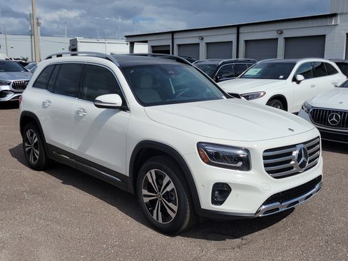 Certified 2026 Mercedes-Benz GLB 250 image 2