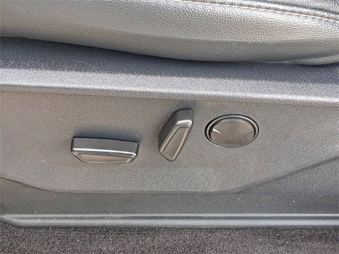 Certified 2022 Ford F150 XLT w/ Equipment Group 302A High image 9