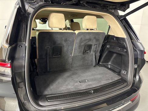 Used 2022 Jeep Grand Cherokee L Limited image 40