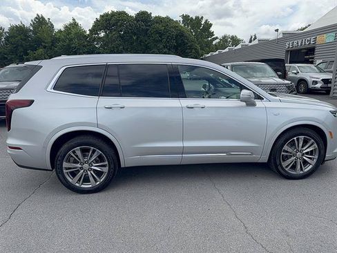 Used 2020 Cadillac XT6 Premium Luxury AWD/4WD image 6