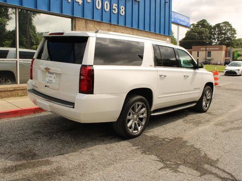 Used 2016 Chevrolet Suburban LTZ RWD image 5