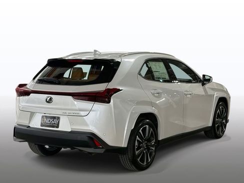 New 2025 Lexus UX 300h AWD image 9