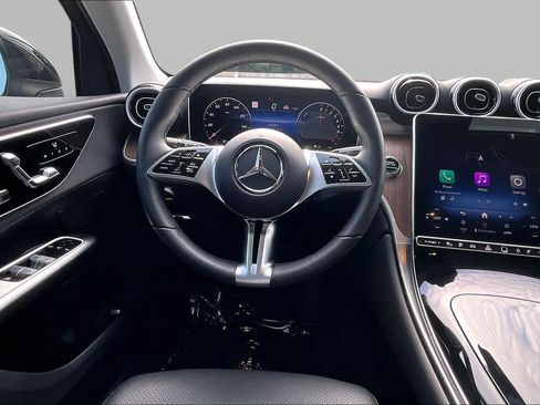 Used 2025 Mercedes-Benz GLC 350e 4MATIC w/ Driver Assistance Package image 6