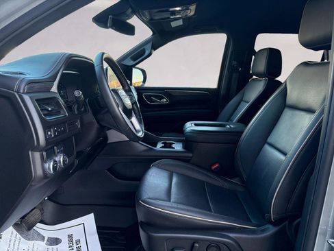 Used 2024 GMC Yukon SLT image 9