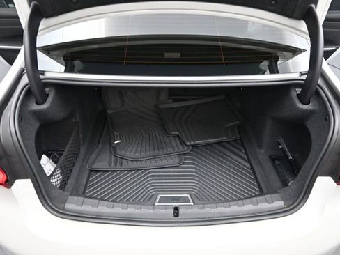 Used 2023 BMW 330i Sedan w/ M Sport Package RWD image 17