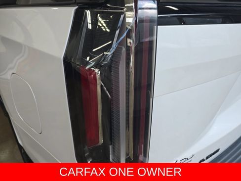 Used 2021 Cadillac Escalade Sport w/ Driver Assist Tech Package AWD/4WD image 36