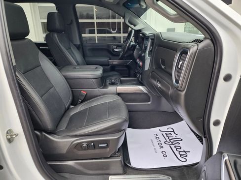 Used 2022 Chevrolet Silverado 2500 LTZ w/ LTZ Convenience Package image 13