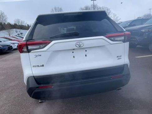 Certified 2022 Toyota RAV4 XLE w/ Convenience Package image 3