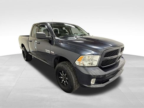 Used 2018 RAM 1500 Express AWD/4WD image 4