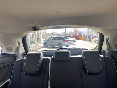 New 2026 Honda Odyssey Elite image 11