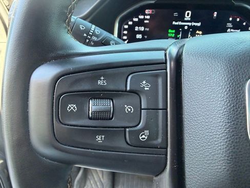 Used 2024 GMC Sierra 2500 AT4 w/ Max Trailering Package image 11