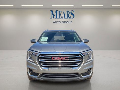 Used 2024 GMC Terrain SLT AWD/4WD image 8