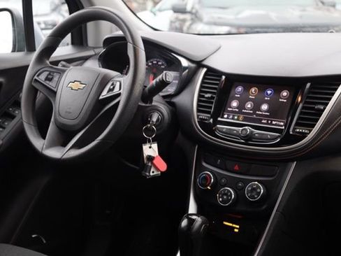 Certified 2020 Chevrolet Trax LS w/ Tint and Cruise Package image 6