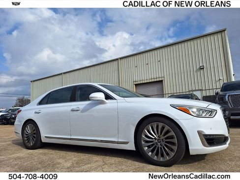 Used 2017 Genesis G90 3.3T Premium image 1