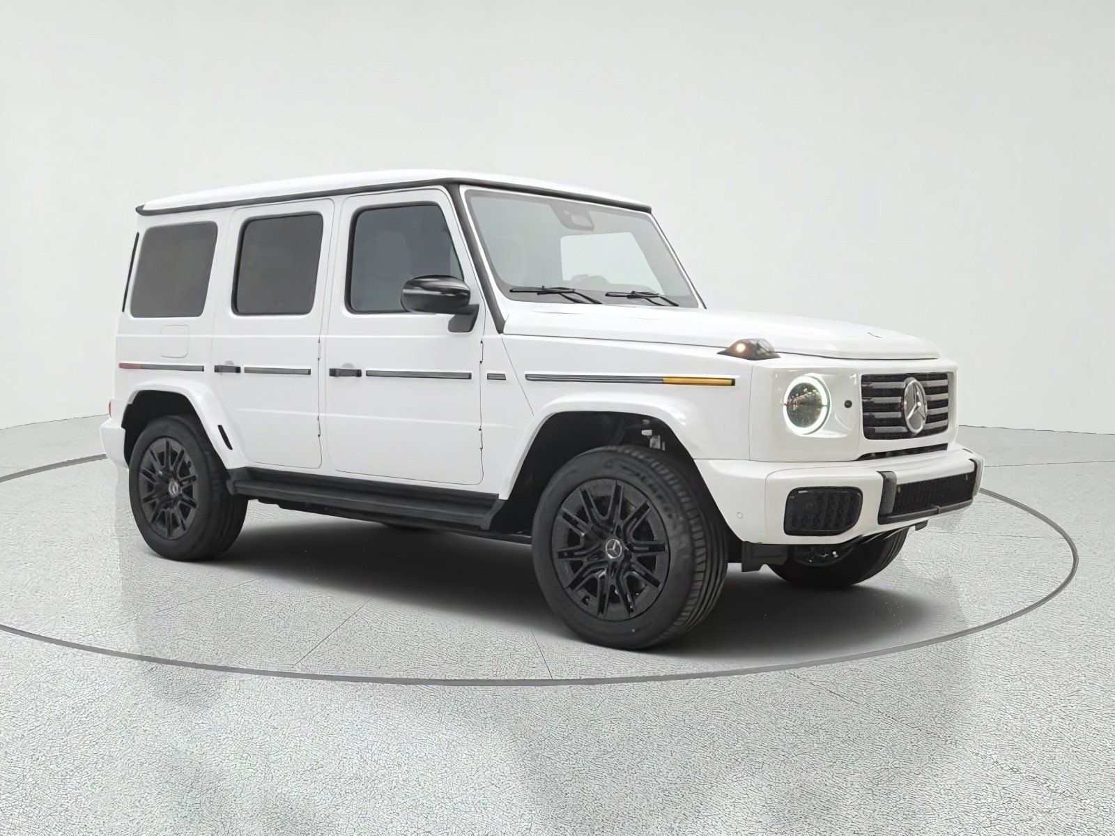New 2027 Mercedes-Benz G 580 e image 3