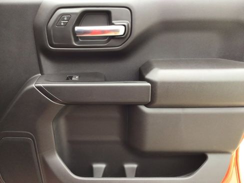 New 2025 Chevrolet Silverado 1500 Custom image 16