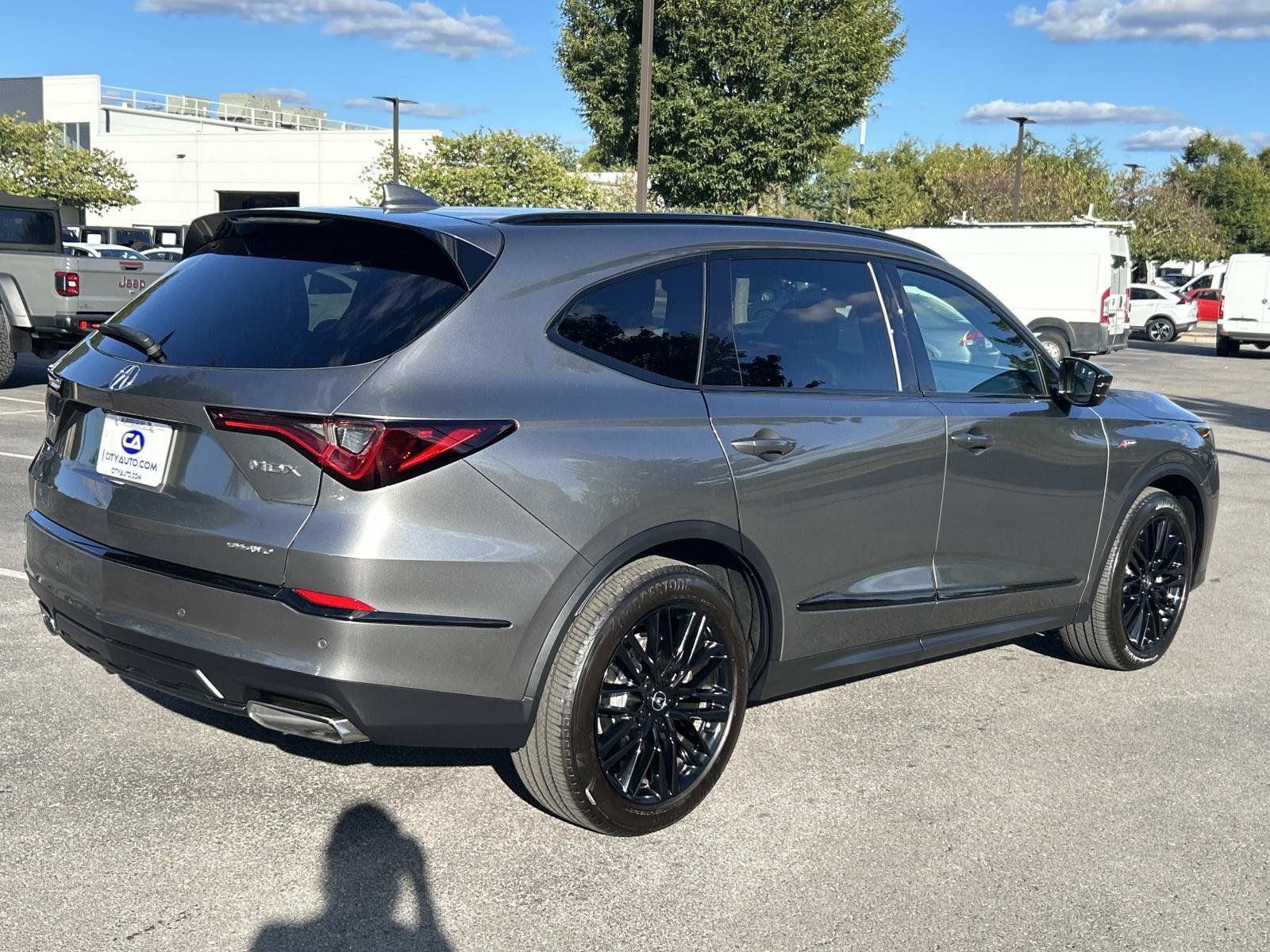 Used 2025 Acura MDX A-Spec w/ Advance Package AWD/4WD image 3
