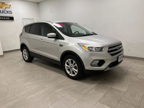Used 2017 Ford Escape SE AWD/4WD image 13