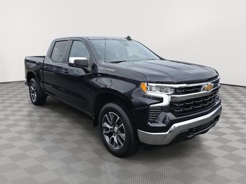 Used 2022 Chevrolet Silverado 1500 LT image 3