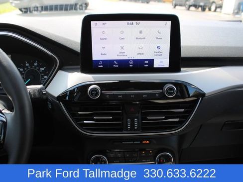 Used 2022 Ford Escape SE w/ Cold Weather Package FWD image 16