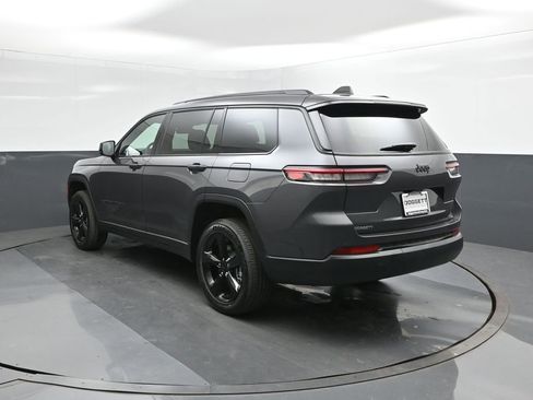New 2025 Jeep Grand Cherokee L Altitude RWD image 5