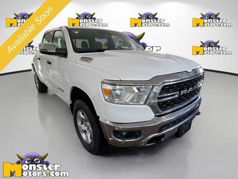 Used 2023 RAM 1500 Big Horn AWD/4WD image 3