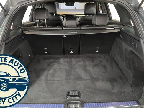 Used 2022 Mercedes-Benz GLC 300 4MATIC image 31