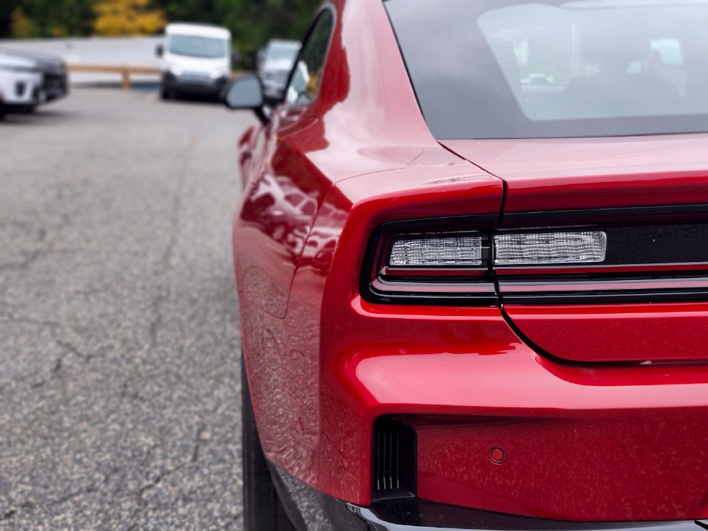 New 2027 Dodge Charger R/T AWD/4WD image 9