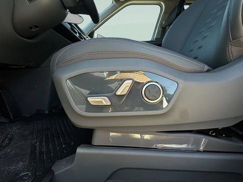 New 2026 Kia EV9 Wind AWD/4WD image 25