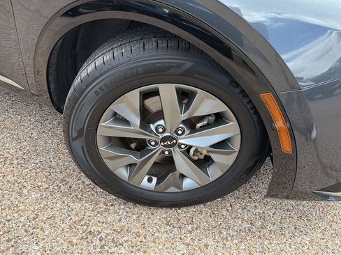 Used 2023 Kia Sportage SX FWD image 9