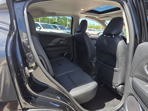 Certified 2021 Honda HR-V EX-L image 17
